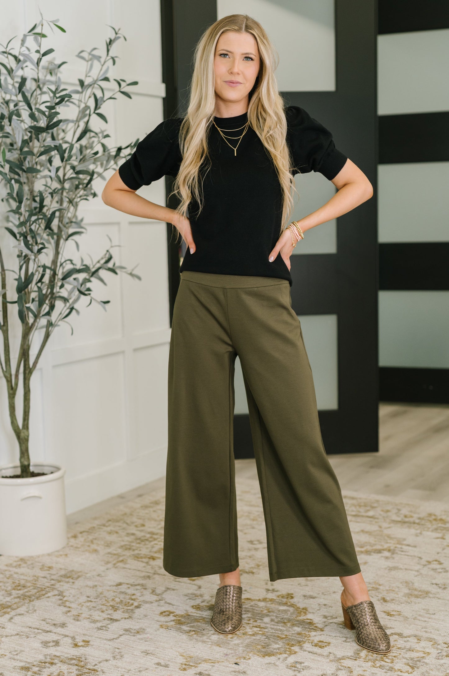 Zenana Puff Sleeve Blouse in Black