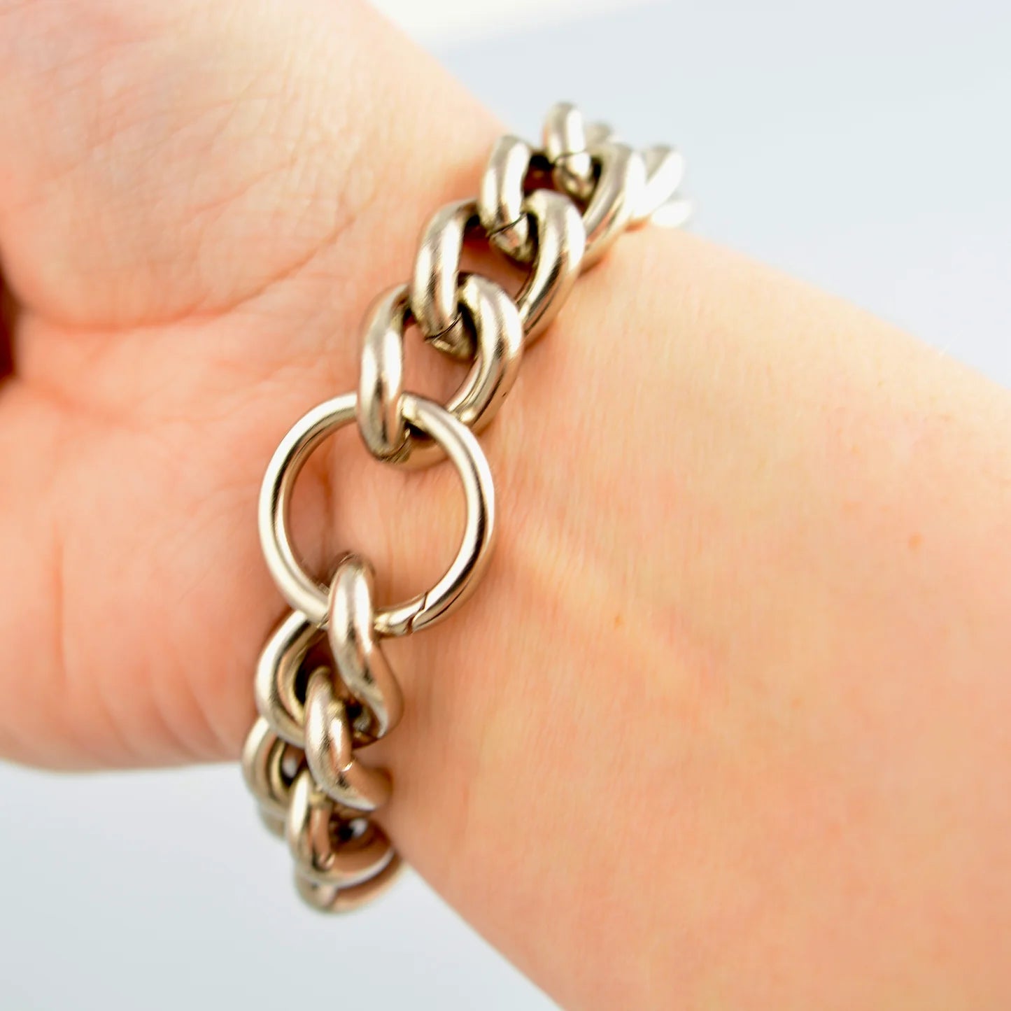 Silver Curb Chain Bracelet with Puffy Heart Pendant
