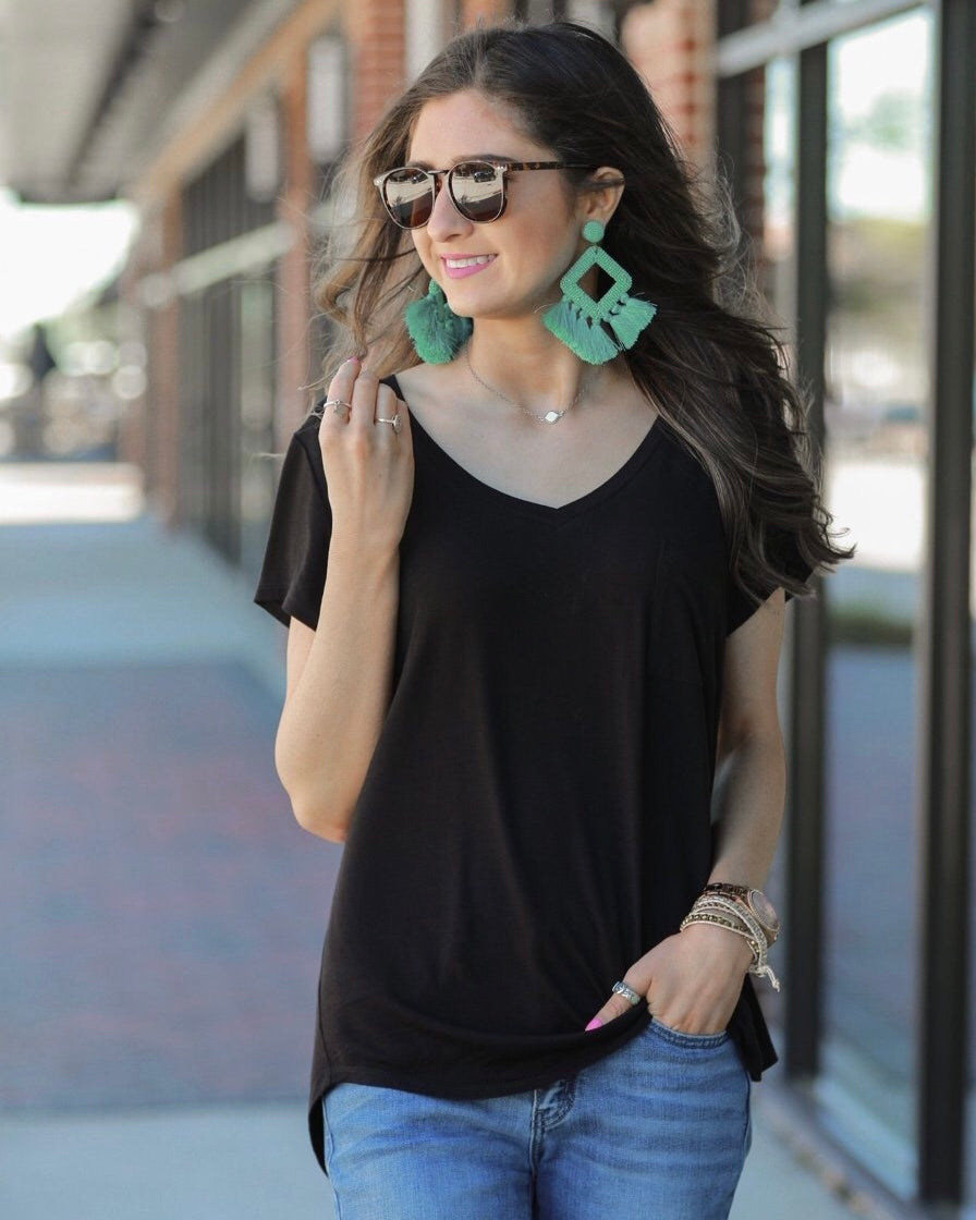 Basic V-neck Tee - Black
