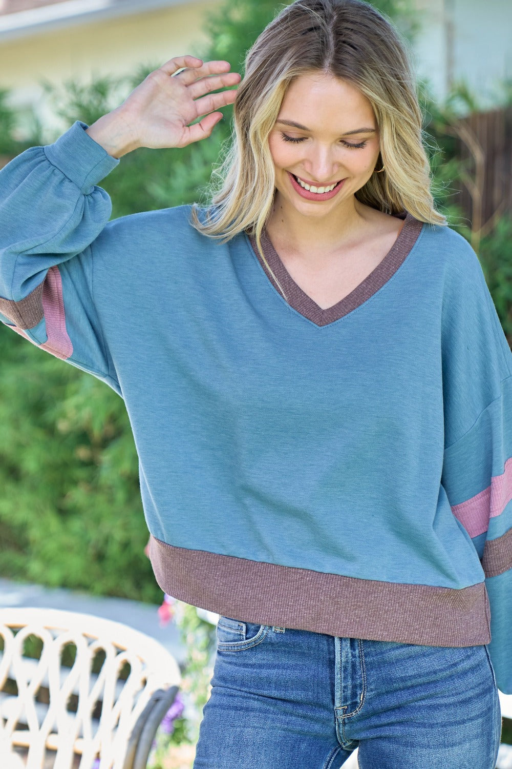 Blue Color Block V-Neck Cropped sweatshirt