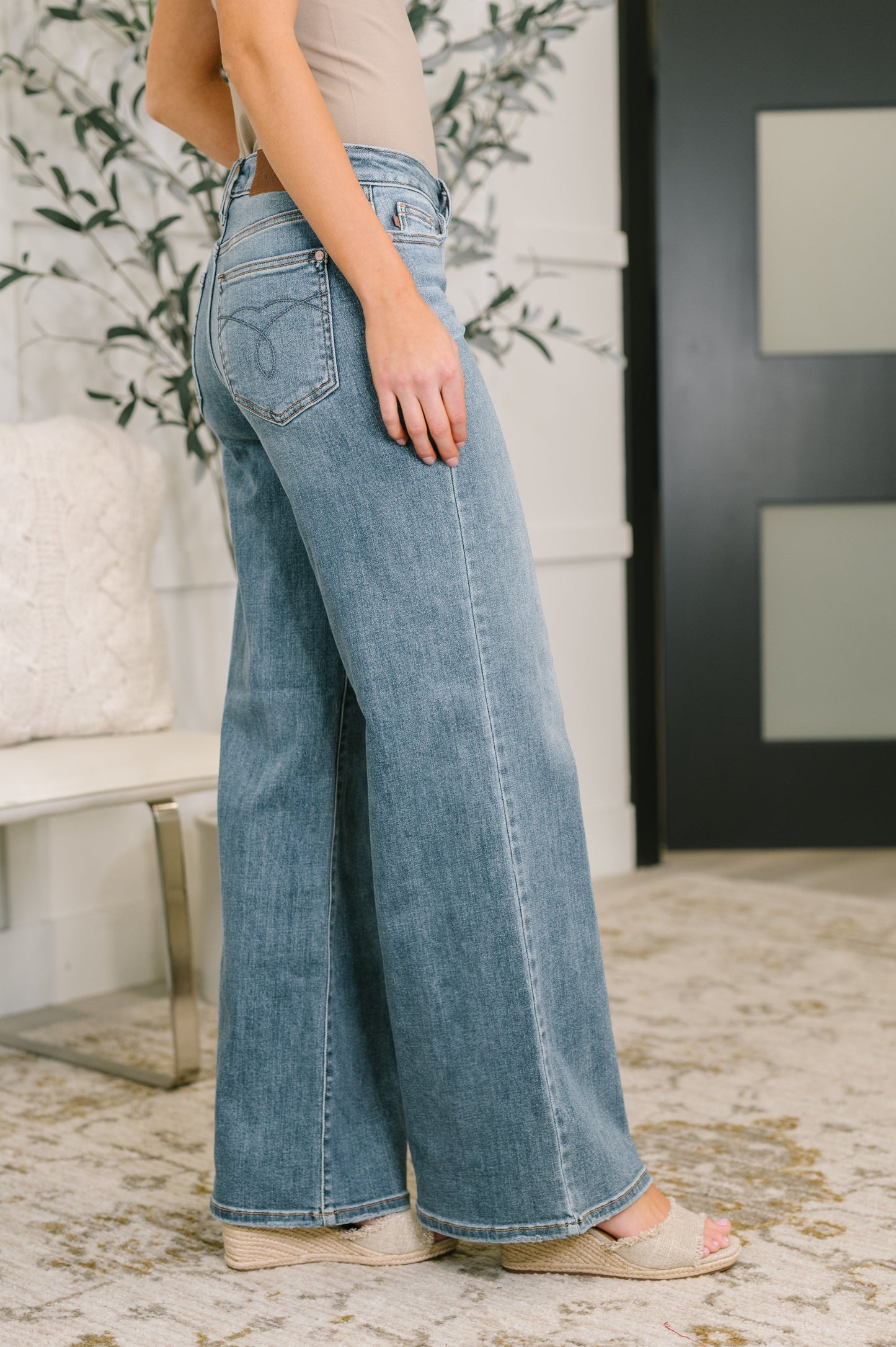 Judy Blue Mid Rise Retro Wide Leg