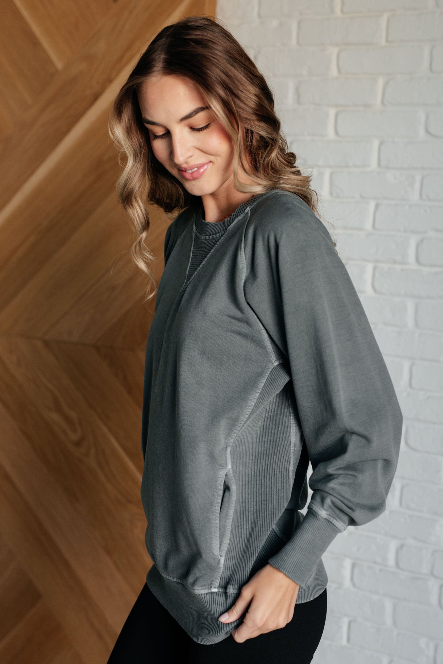 Zenana Favorite Sweatshirt in Ash Jade