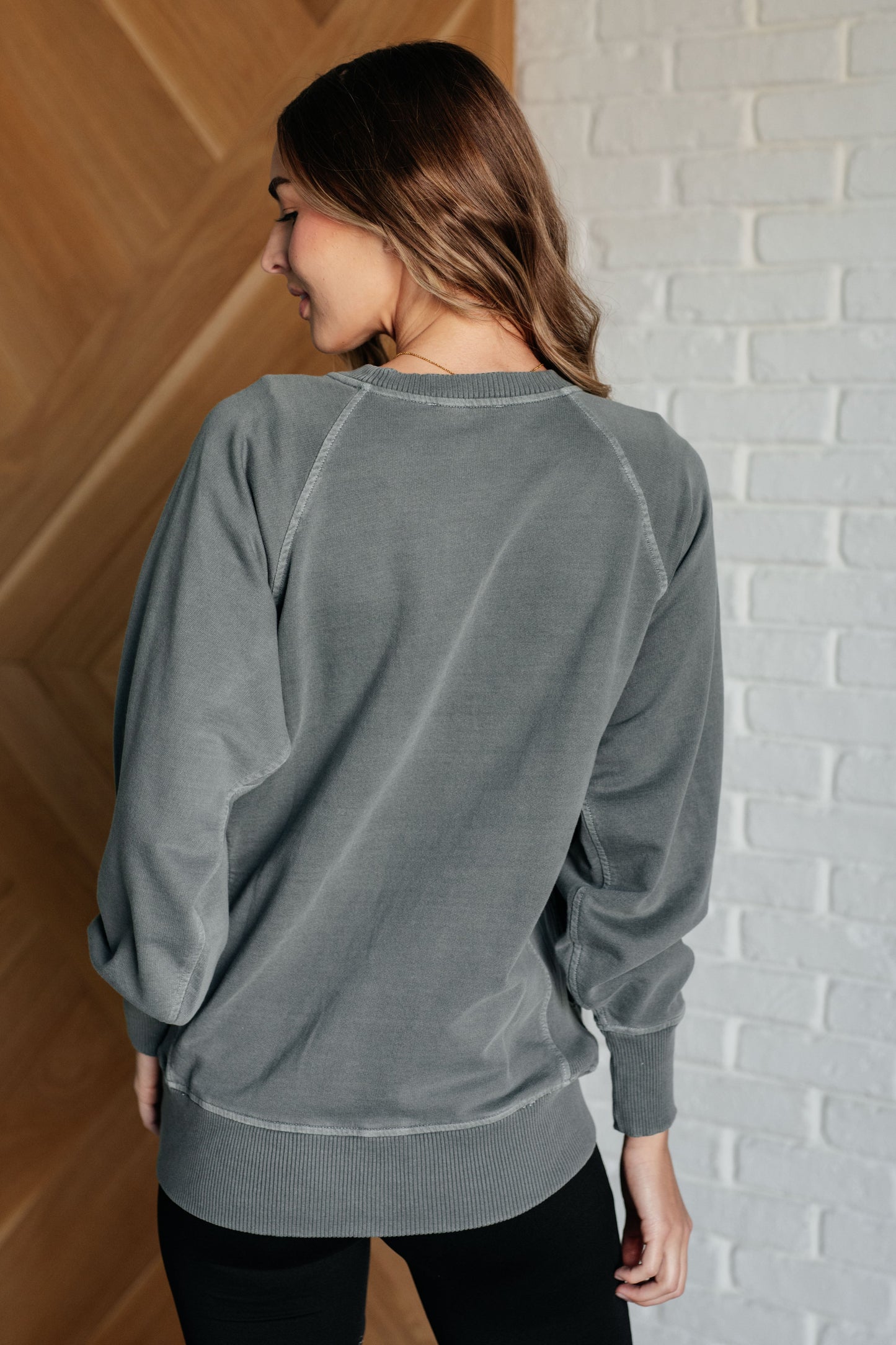 Zenana Favorite Sweatshirt in Ash Jade