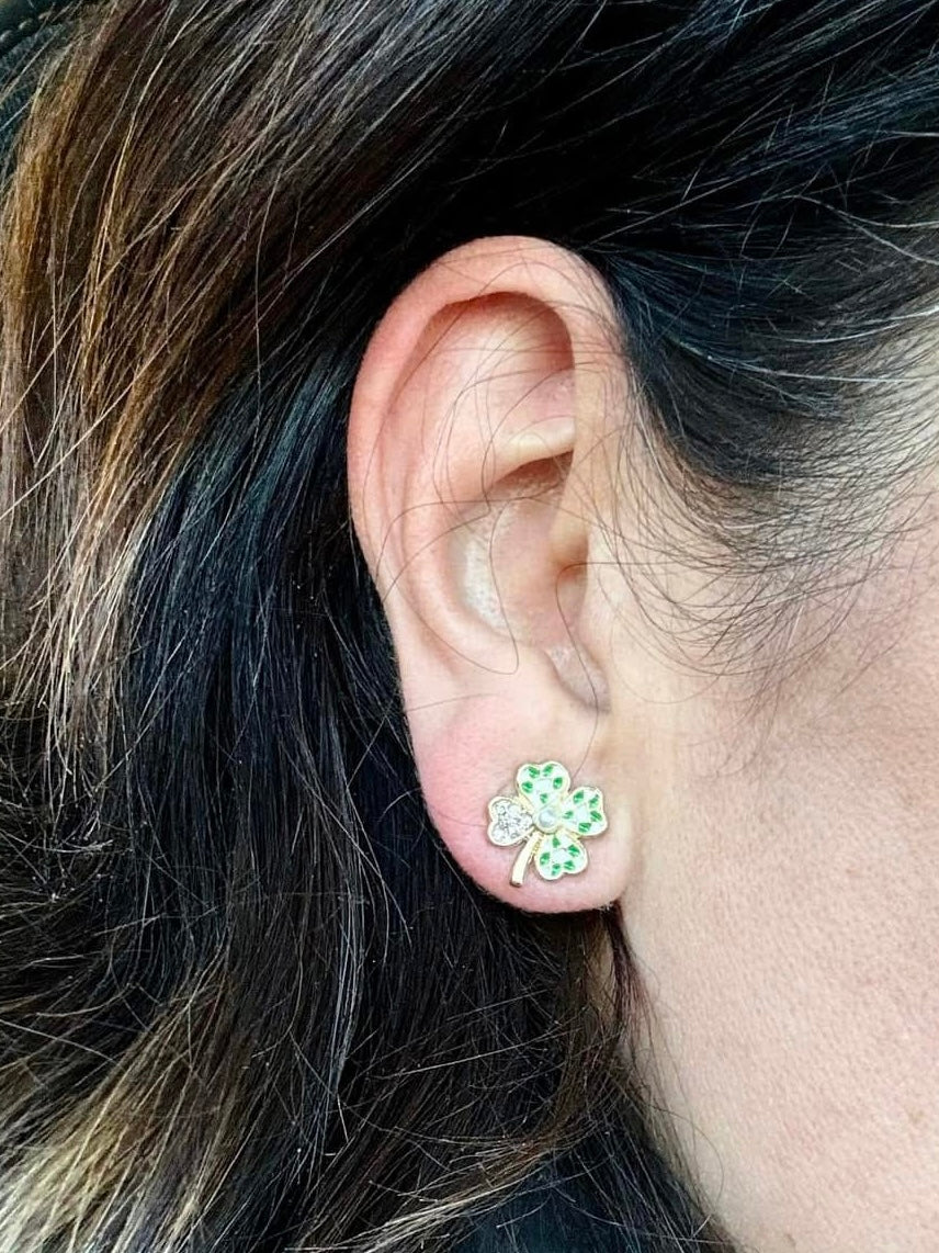 Shamrock Pearl Earrings