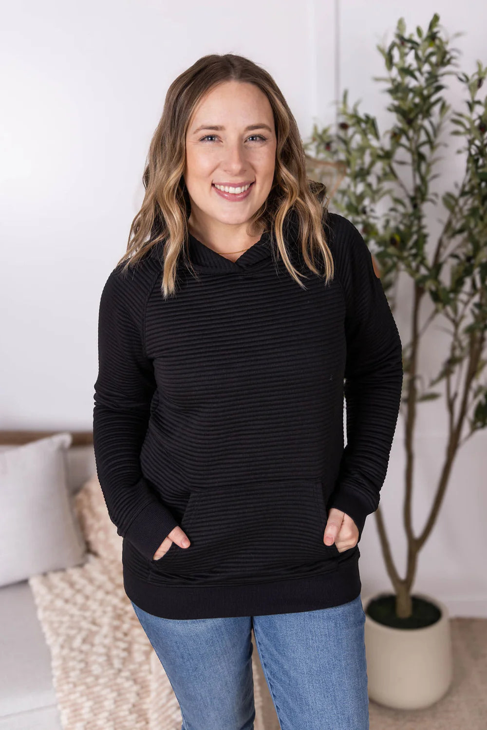 Black Textured Pullover Hoodie