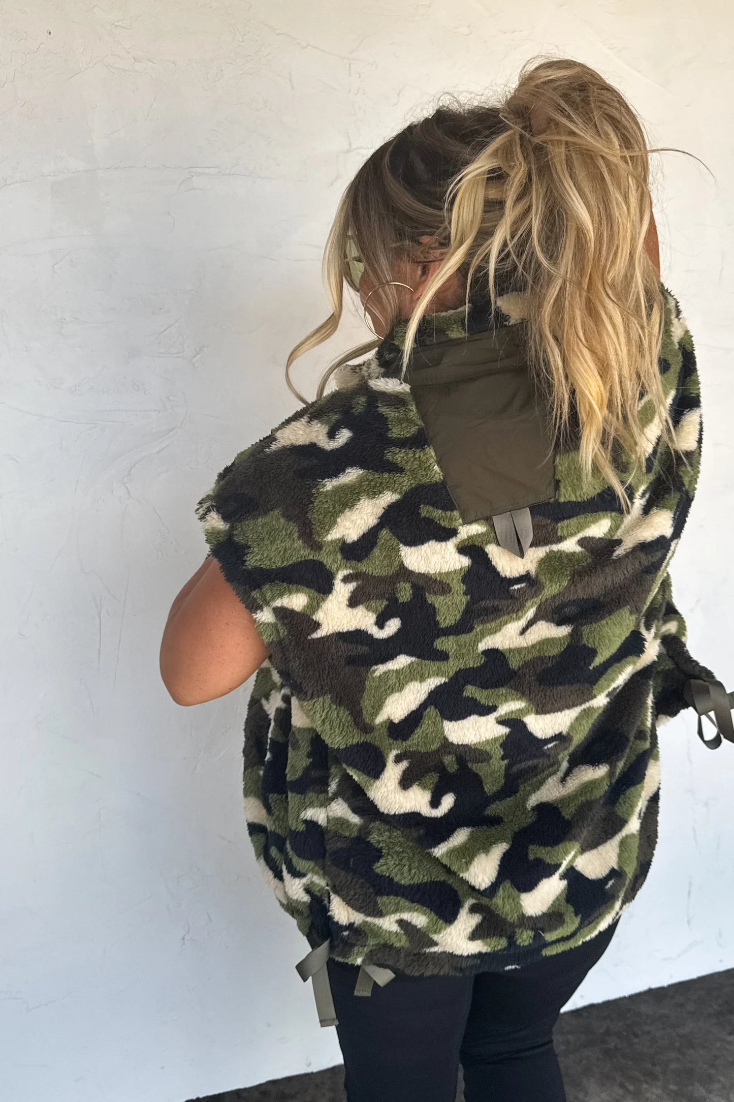 Pre Order: Linden Sherpa Vest Jacket