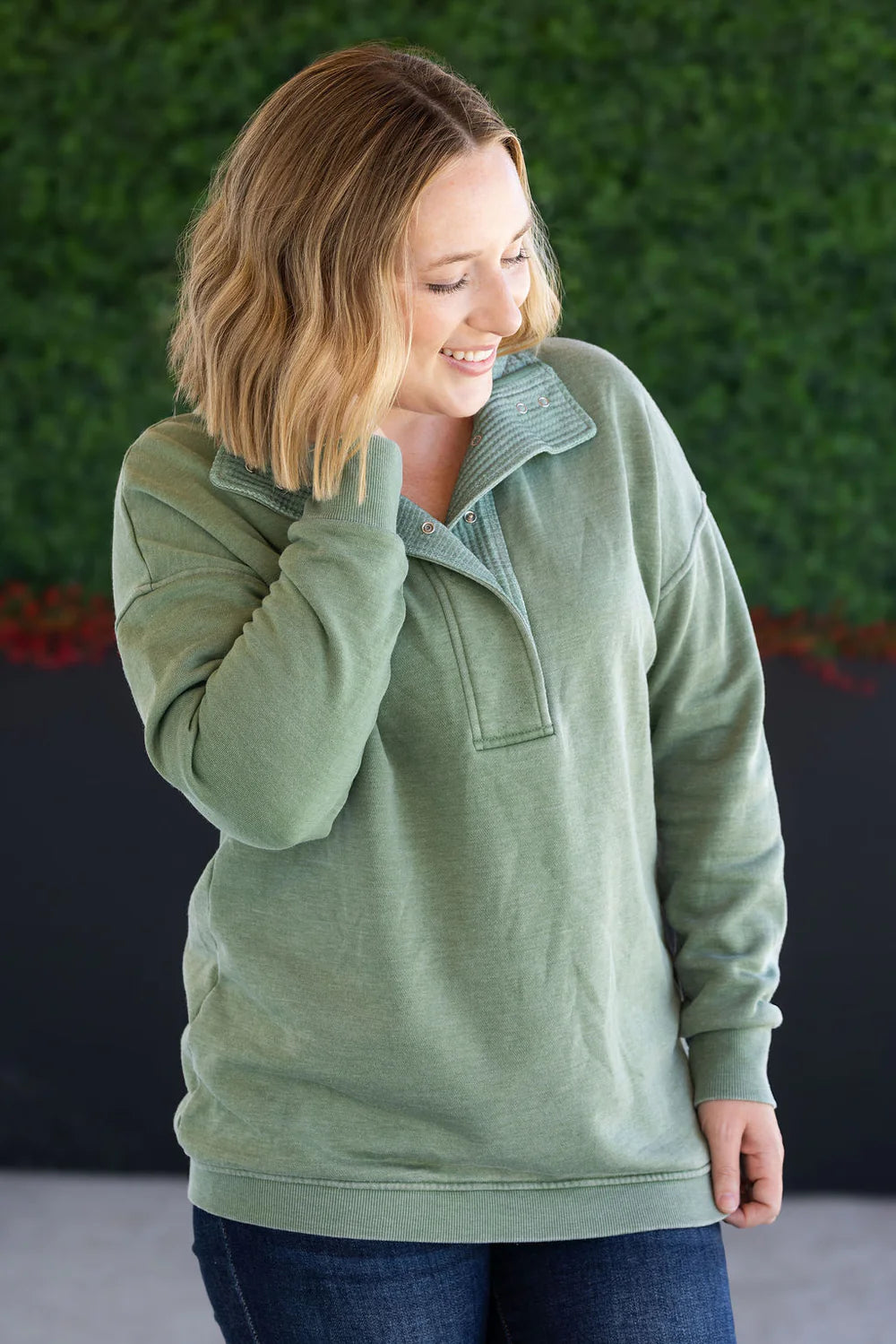 Olive Vintage Wash Snap Pullover