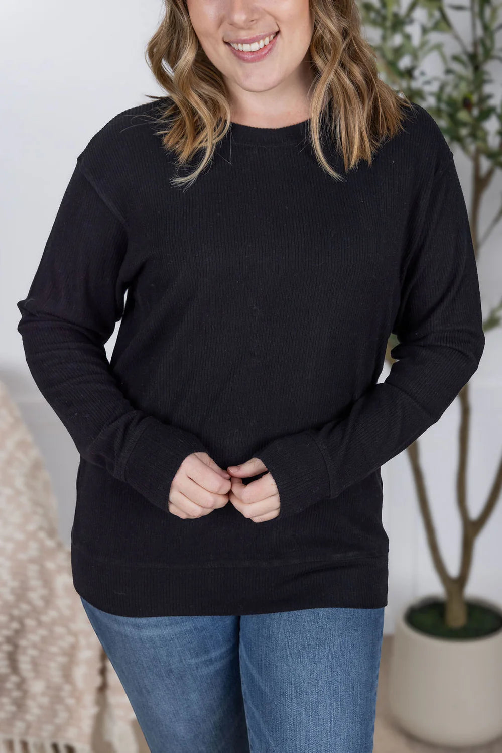 Corrine Ribbed Pullover Top - Black