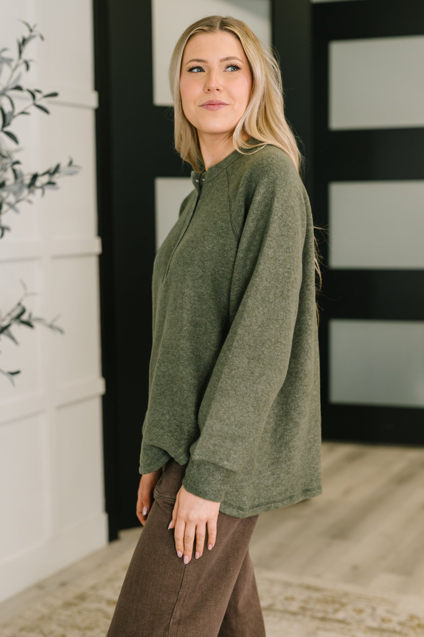 Zenana Scooped Hi-Low Long Pullover in Olive