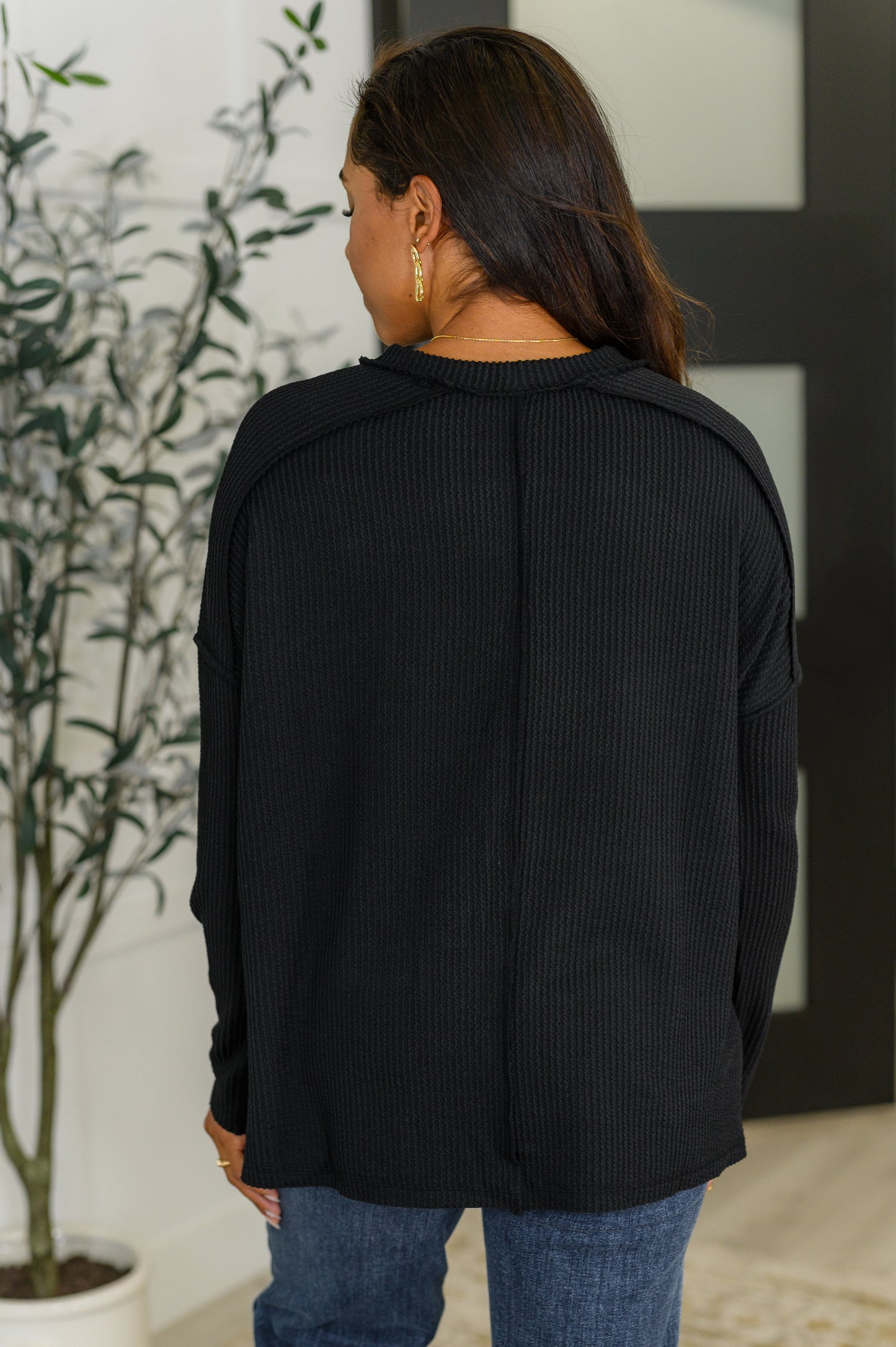 Zenana Ribbed Knit Top in Black