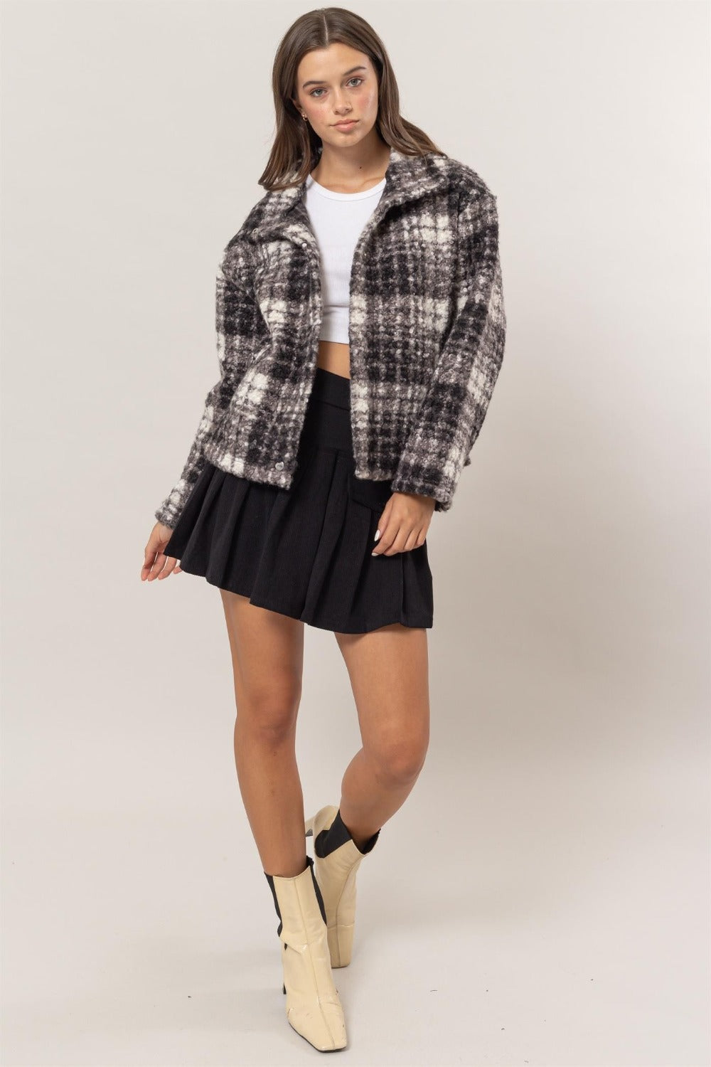 Black Plaid Collared Neck Boucle Jacket with Pockets